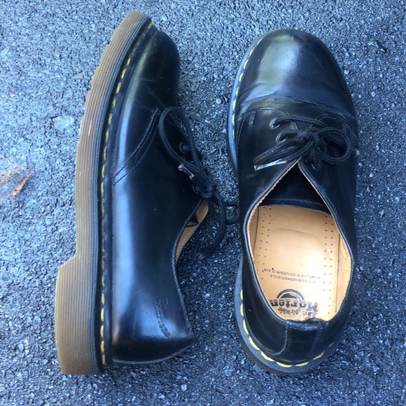 SOLD- Dr. Martens, 1461 unisex Derby Oxfords - Picture 13 of 13